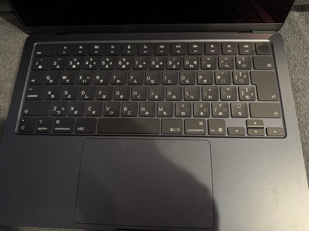 MacBook Air M4 13インチ ミッドナイト　16GB 256GB