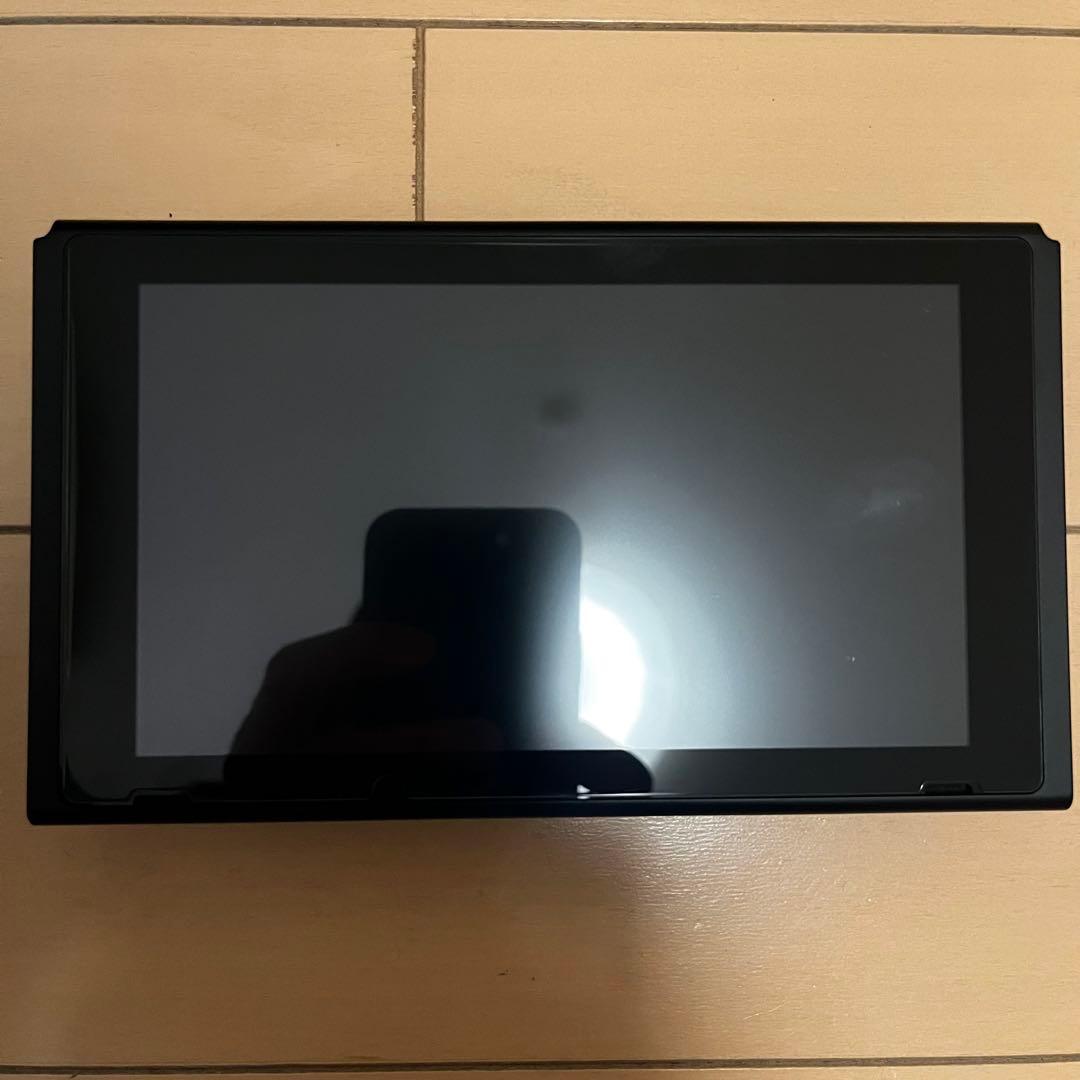【美品】Nintendo Switch 本体 グレー バッテリー新品 初期化済