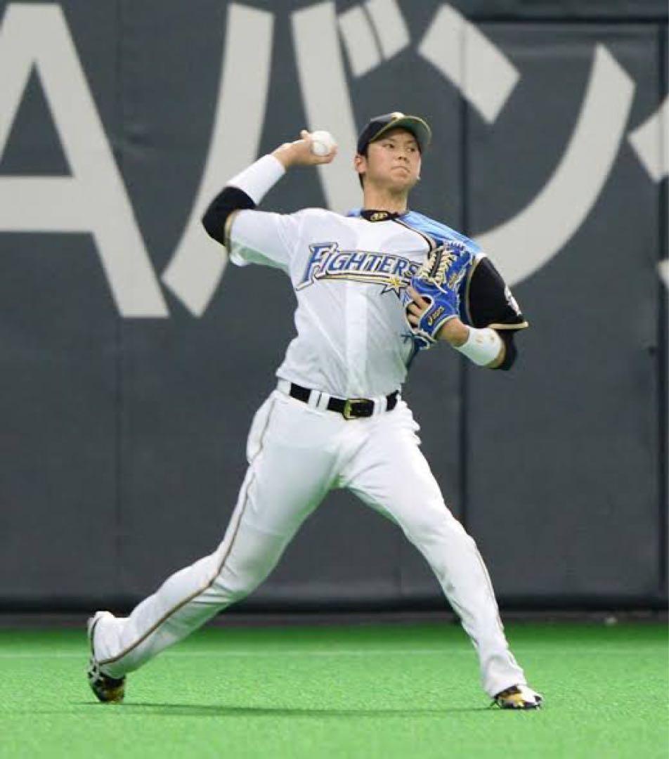 大谷翔平着用モデル　asics 軟式グローブ 青