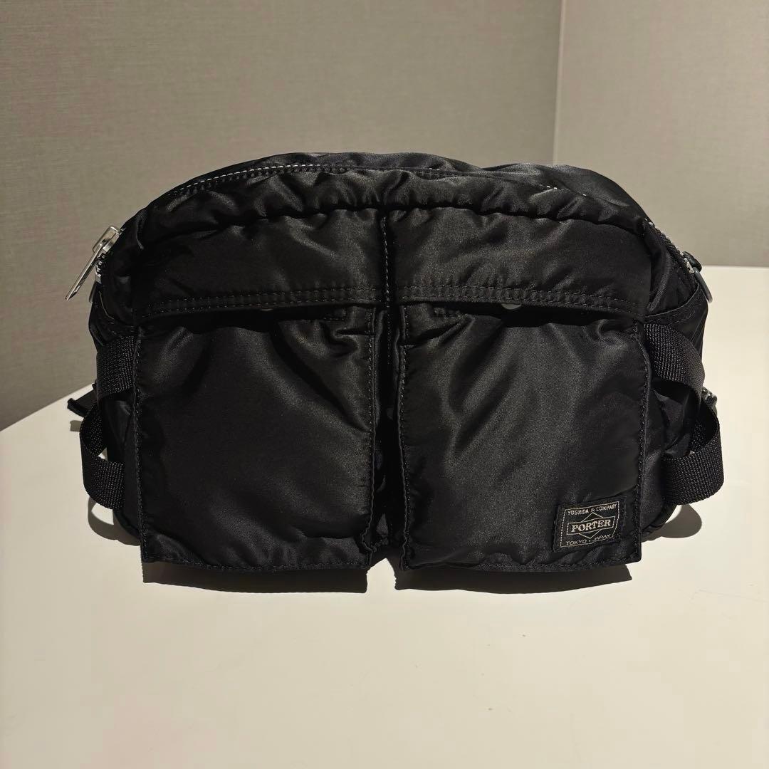 【極美品、数回使用のみ】ポーター タンカー ボディバッグ ウエストバッグ 黒
