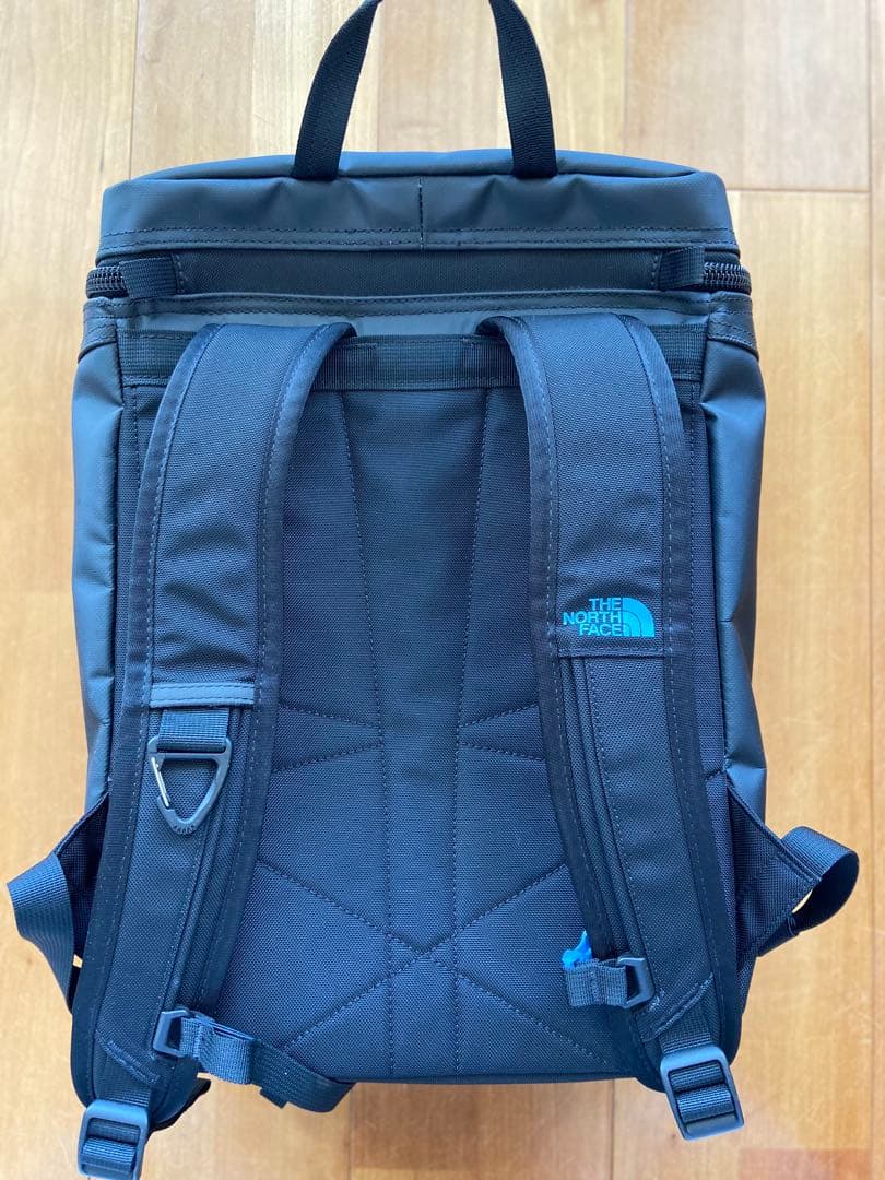 【THE NORTH FACEノースフェイス】ブラックリュック ヒューズボックス