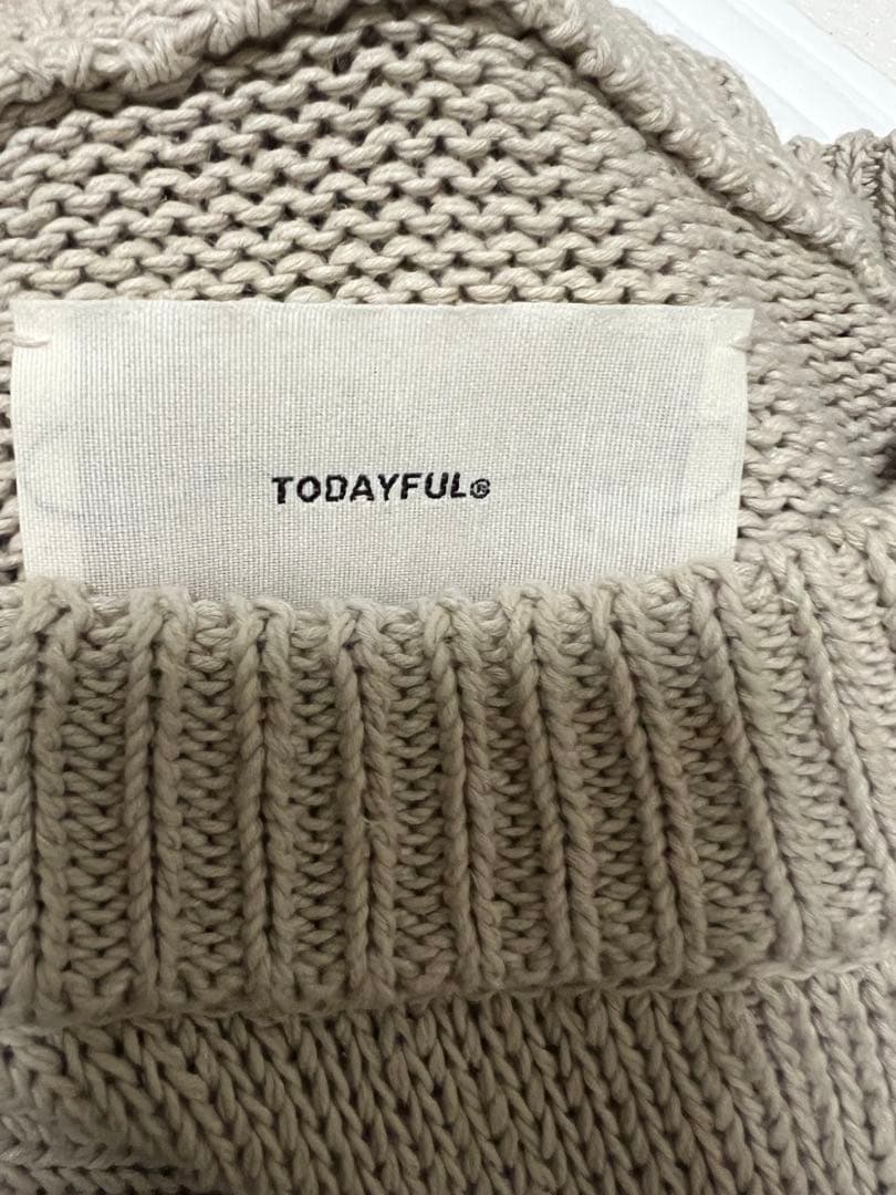 【トゥデイフル】人気商品/ラウンドヘムリネンニット/フリーサイズ/試着のみ