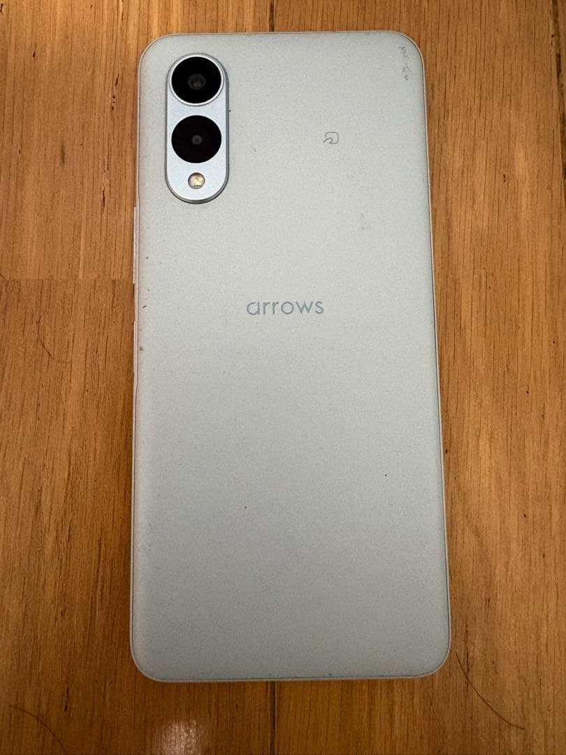 arrows WIZ 307 スマートフォン 本体