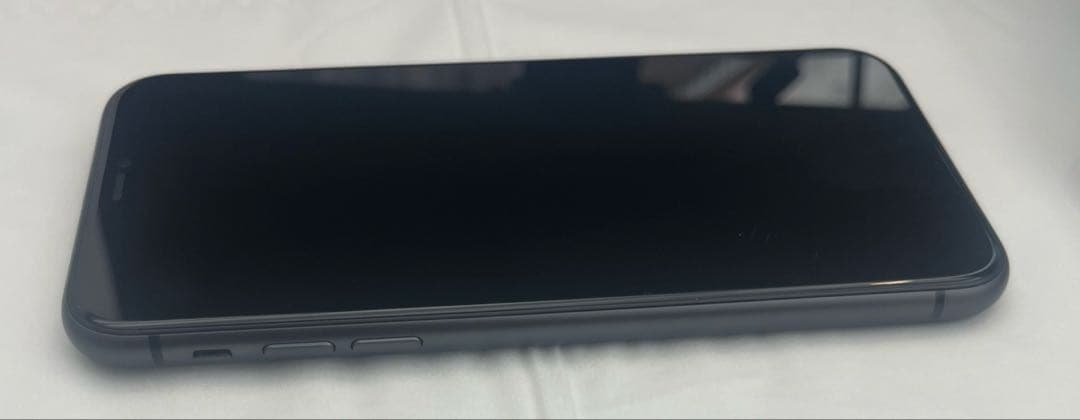 iPhone11 ブラック 128GB Apple