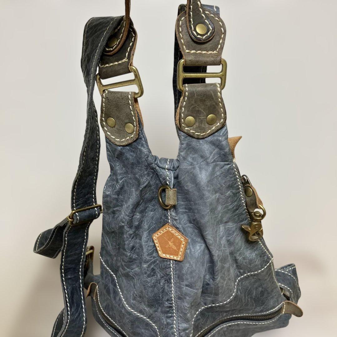 アイン　ソフ　 グレー レザー リュック・バックパック