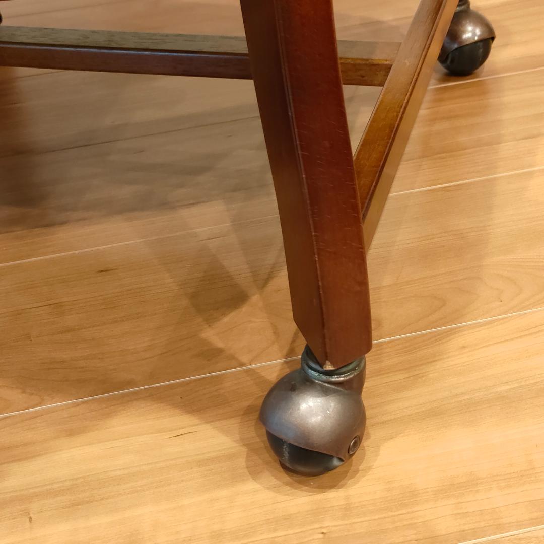 カリモク　コロニアル　アームチェア　クッション　キャスター付き①