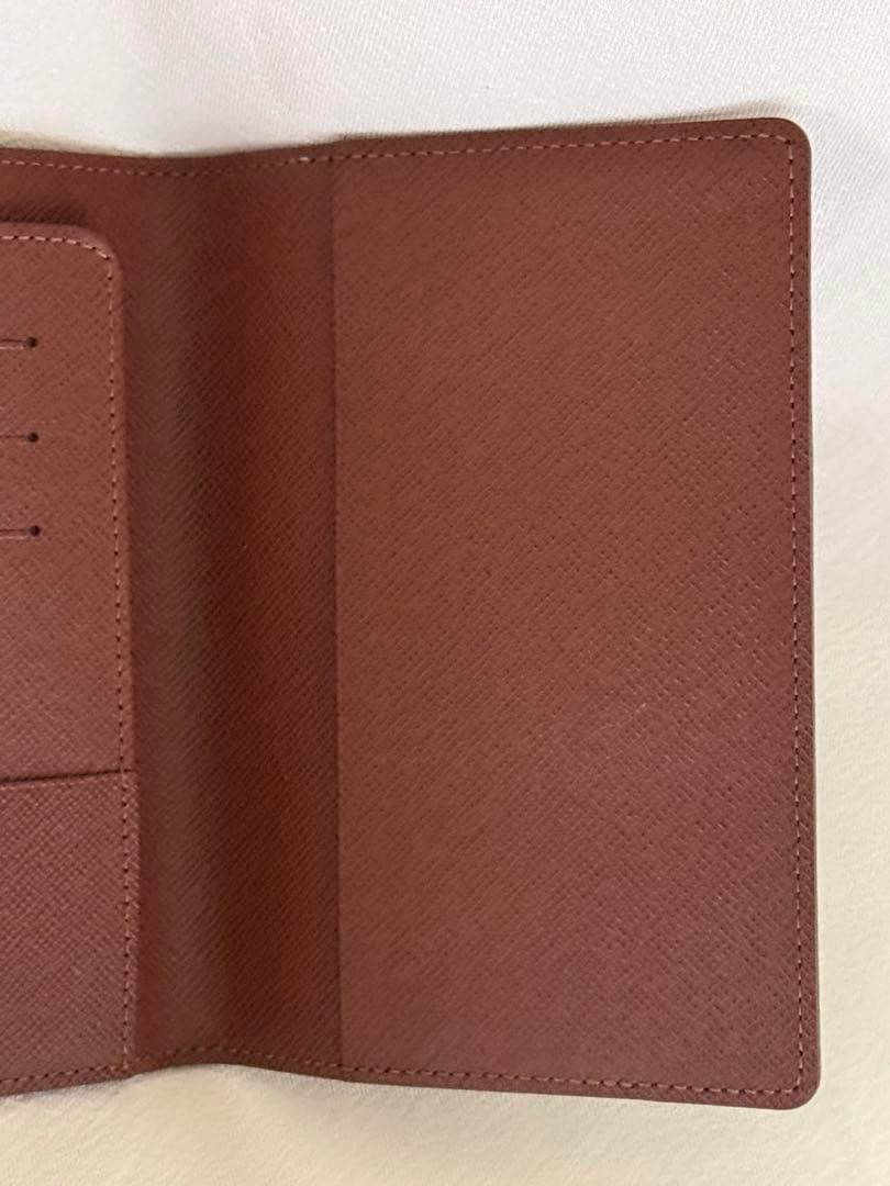 【新品 未使用】ルイヴィトン パスポートケース クーヴェルテュール・パスポール