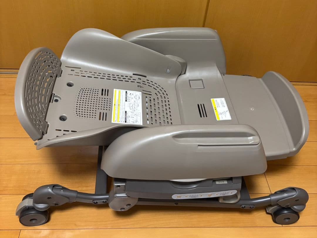 Combi ネムリラ AUTO SWING WING BEDi Long EG