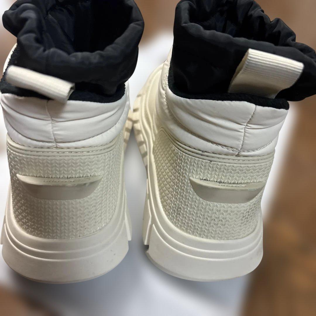 HUNTER 38イントレピッド ジップ アンクル パファー スノーブーツ