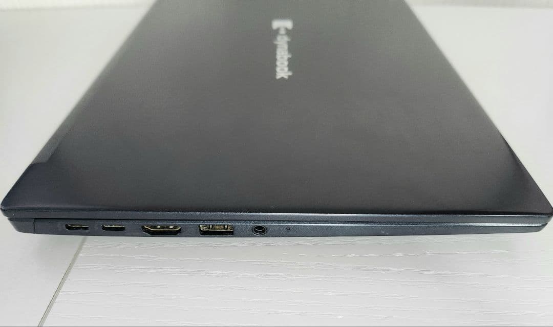 dynabook G83 第11世代Corei7 16GB 512GB IGZO