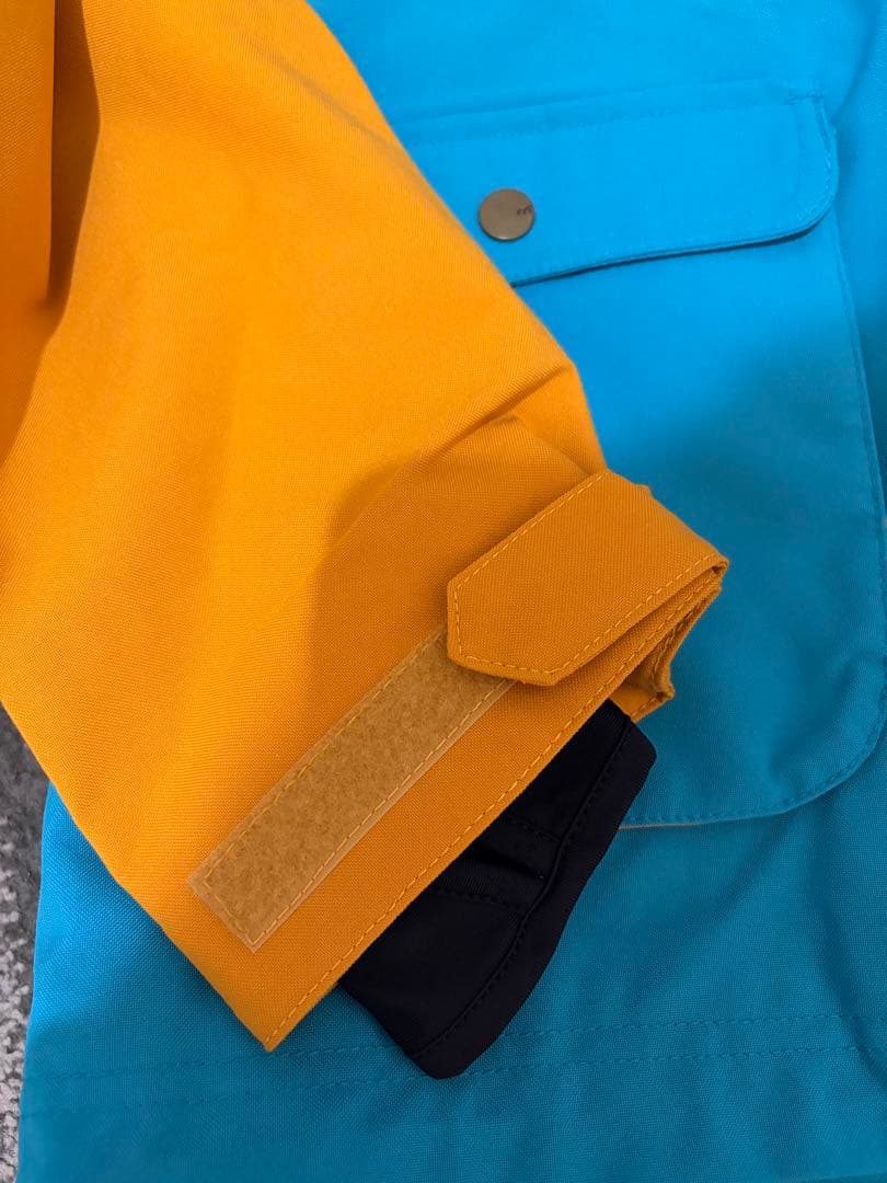 【新品未使用】スノーボードウェアセット Mサイズ(165cm-175cm)