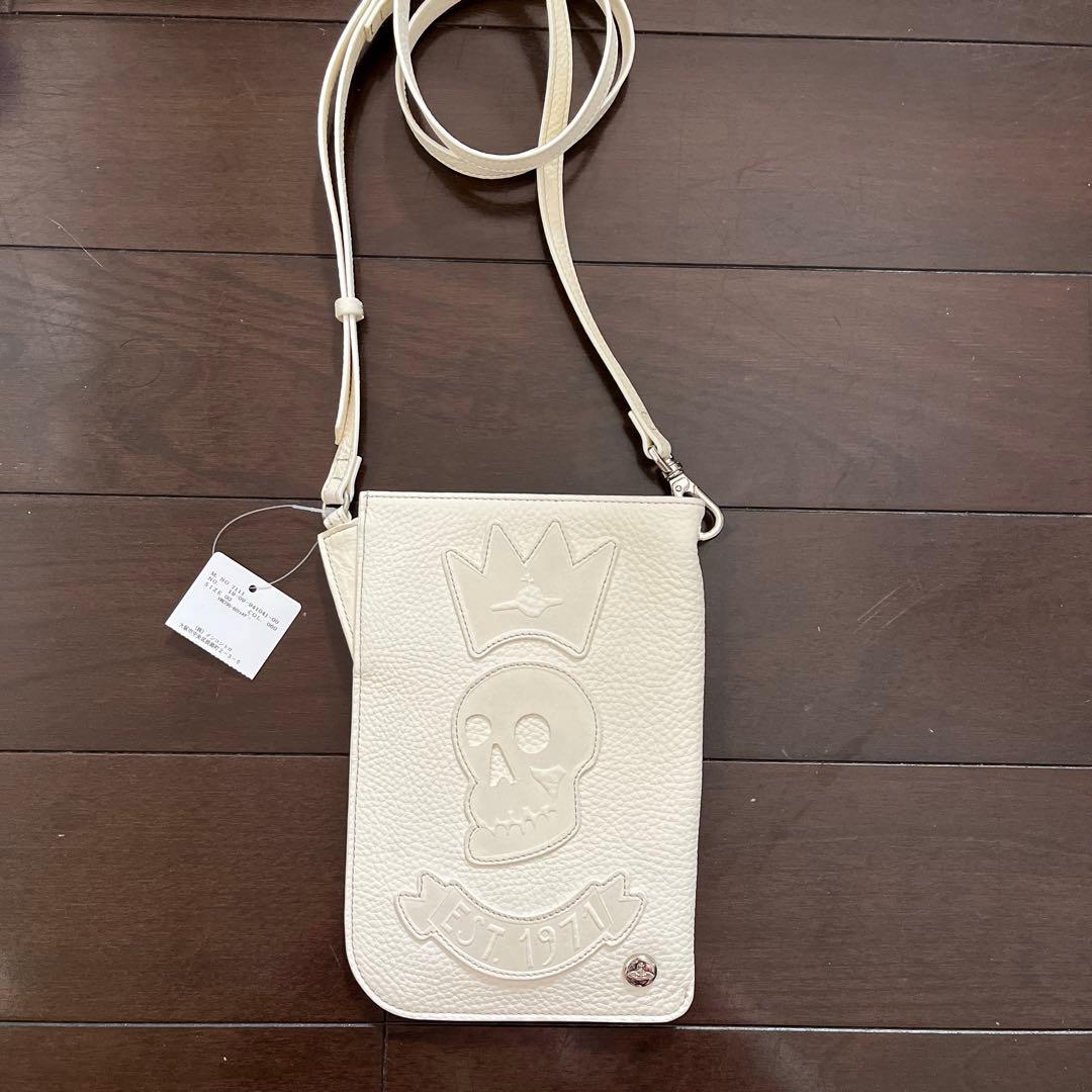 緊急SALE‼️ ヴィヴィアンウェストウッド　スカルショルダーポーチ　新品　白　革