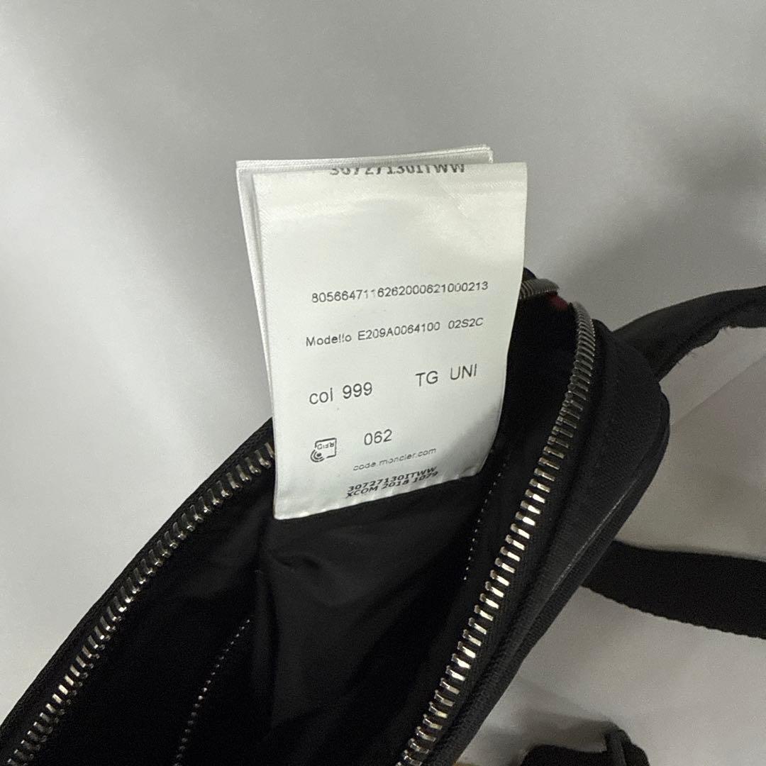 良品　MONCLER ボディバッグ ブラック