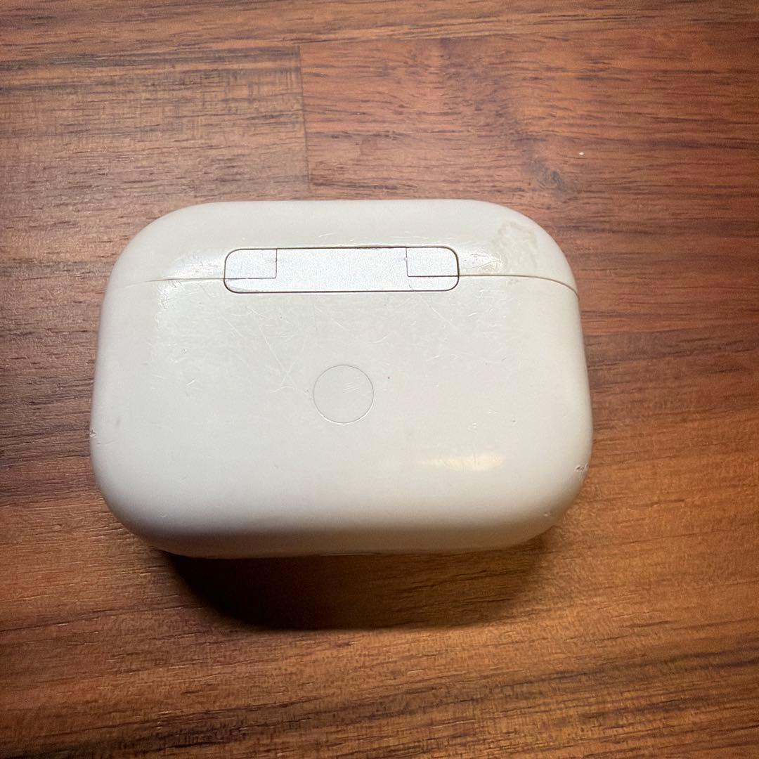 AirPods Pro2 本体 充電ケース 付属品(左イヤーチップのみ破損)