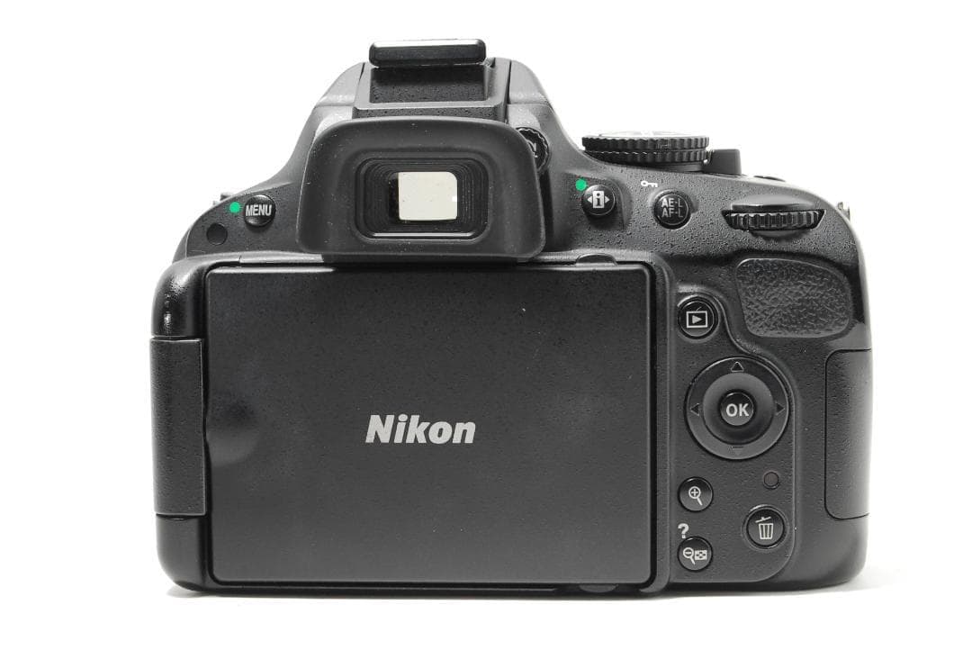 【安心の手振れ補正】Nikon D5100　スマホ転送　自撮り　写真も動画もOK