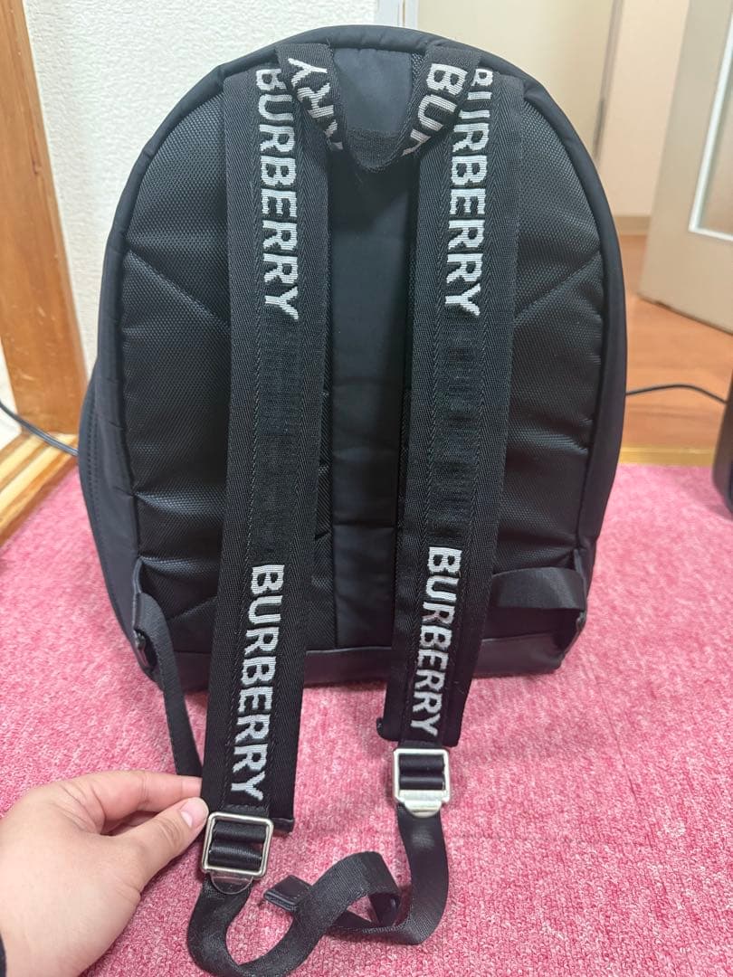 BURBERRY ブラック バックパック