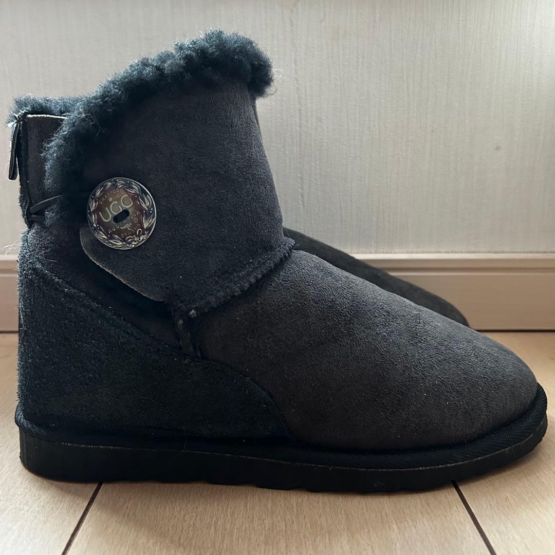 【美品】UGG 黒 ムートンブーツ