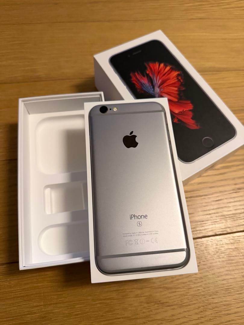 ☆極美品★Apple iPhone 6 64GB スペースグレー