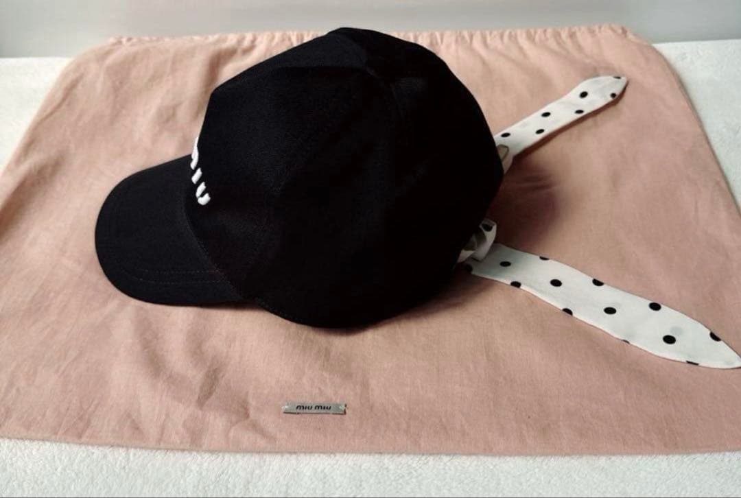 完売　未使用　miumiu ミュウミュウ　ベースボールキャップ　ブラック　リボン