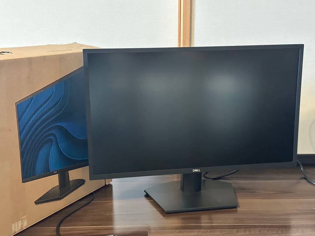 2022年2月購入　Dell 27 Monitor SE2722H 本体