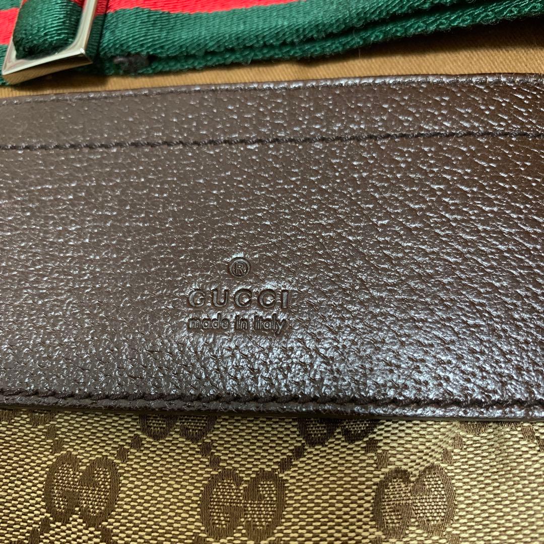 に*ん様 未使用に近い❤️GUCCI ボディバッグ キャンバス レザー