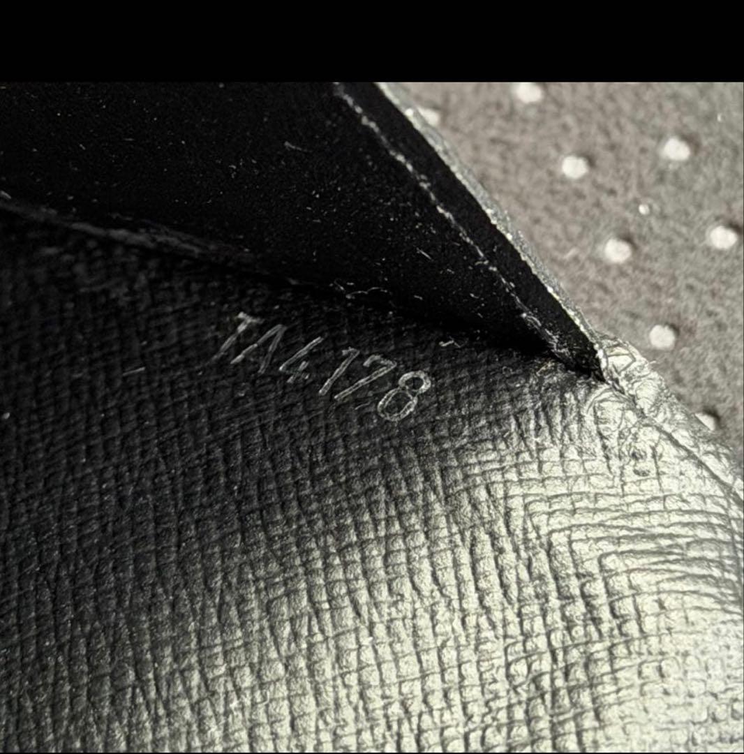 Louis Vuitton ダミエ・グラフィット ショルダーバッグ