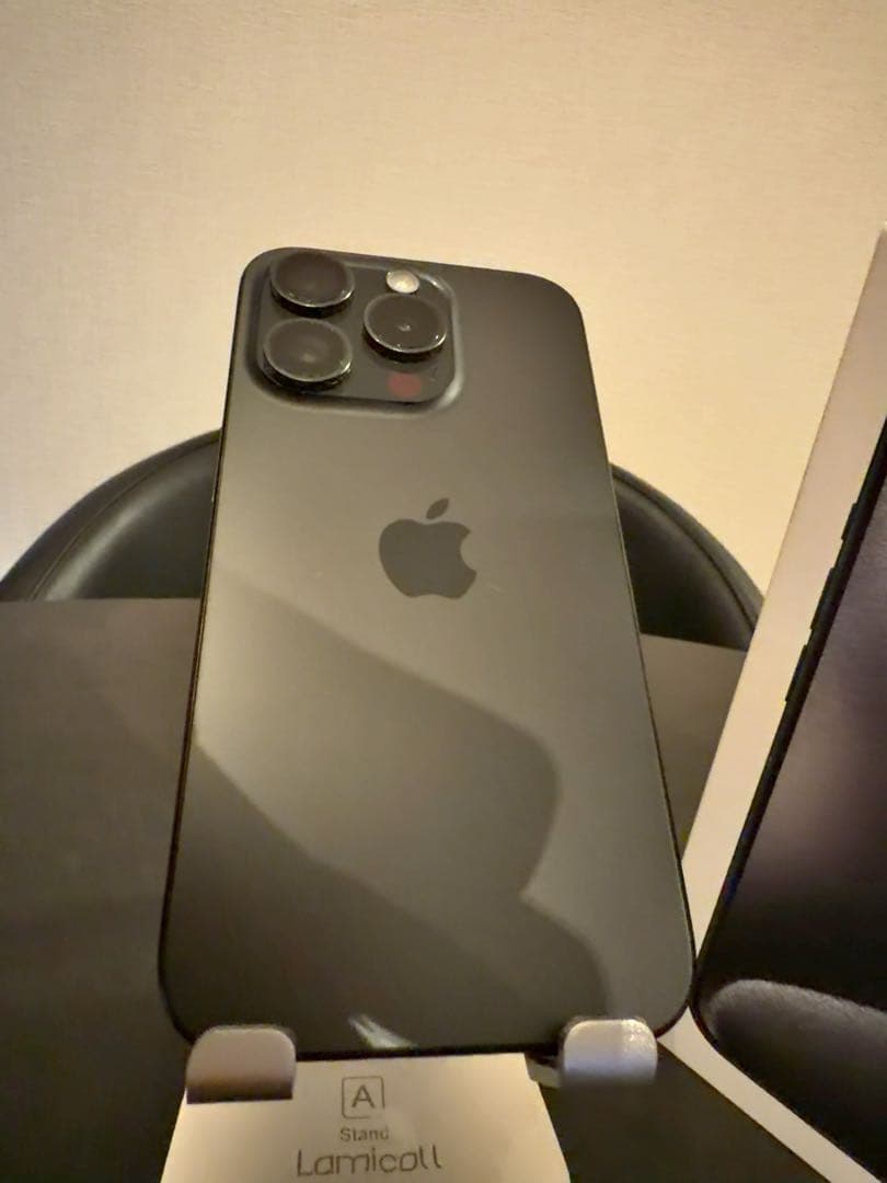 iPhone 15 Pro ブラックチタニウム 256GB SIMフリー