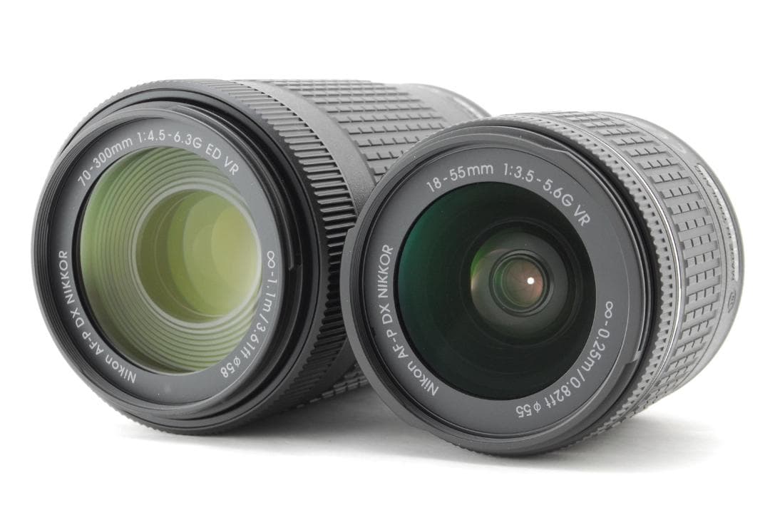 【ほぼ新品 元箱付き】 ニコン NIKON D5600 ダブルレンズキット