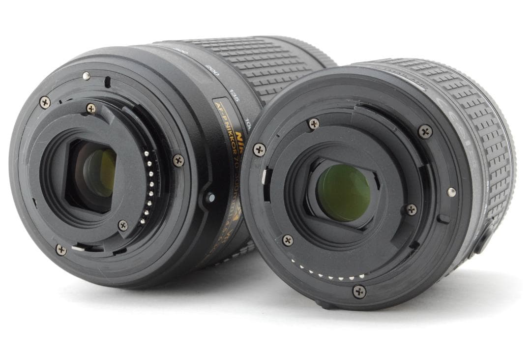 【ほぼ新品 元箱付き】 ニコン NIKON D5600 ダブルレンズキット