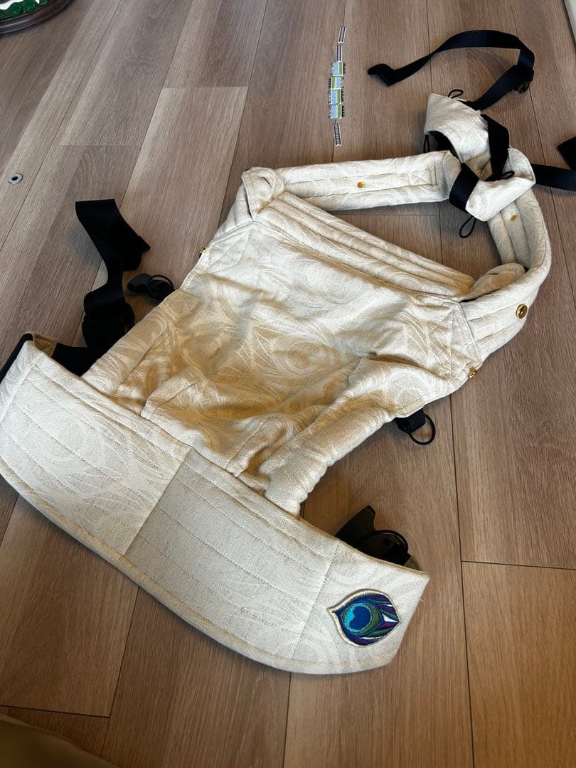 アーティポッペ 抱っこ紐　ザイガイスト　アーガスオート