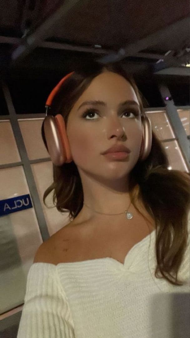 イヤホン Apple AirPods Max pink