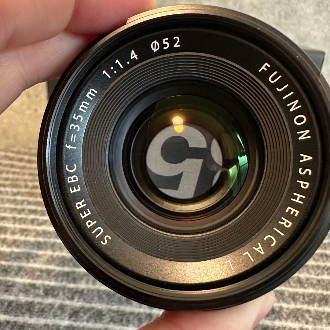 極上品　FUJIFILM XF 35mm F1.4 R レンズ　単焦点