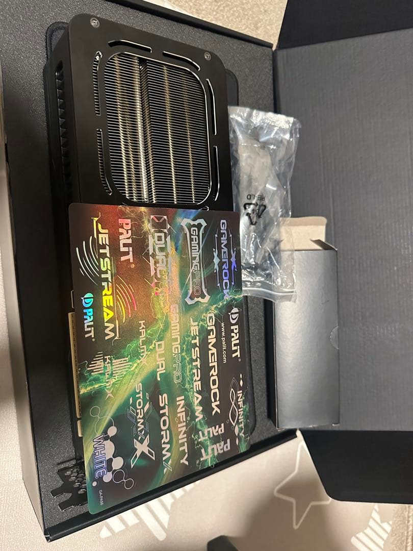 グラフィックボード・グラボ・ビデオカード Palit RTX 5080 vram 16gb