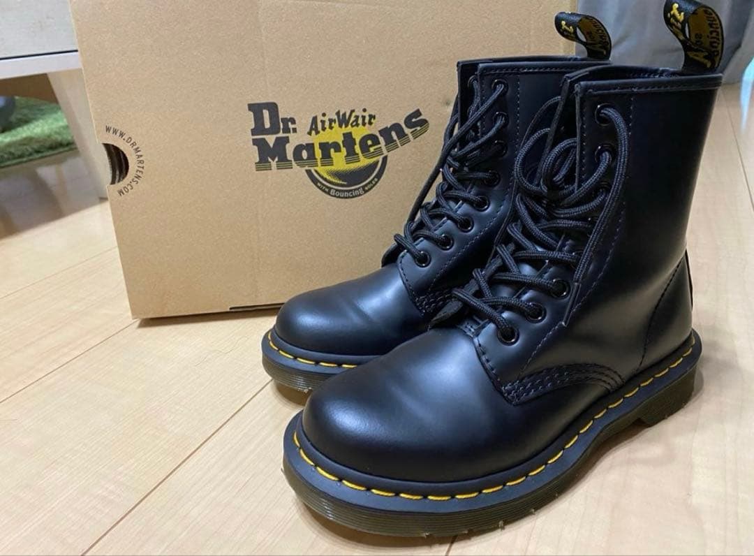 ドクターマーチン 1460 8ホールブーツ UK3 23