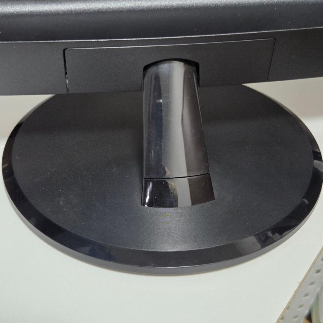 ASUS VP28UQG 4K 28型 ゲーミングモニター 2020年製