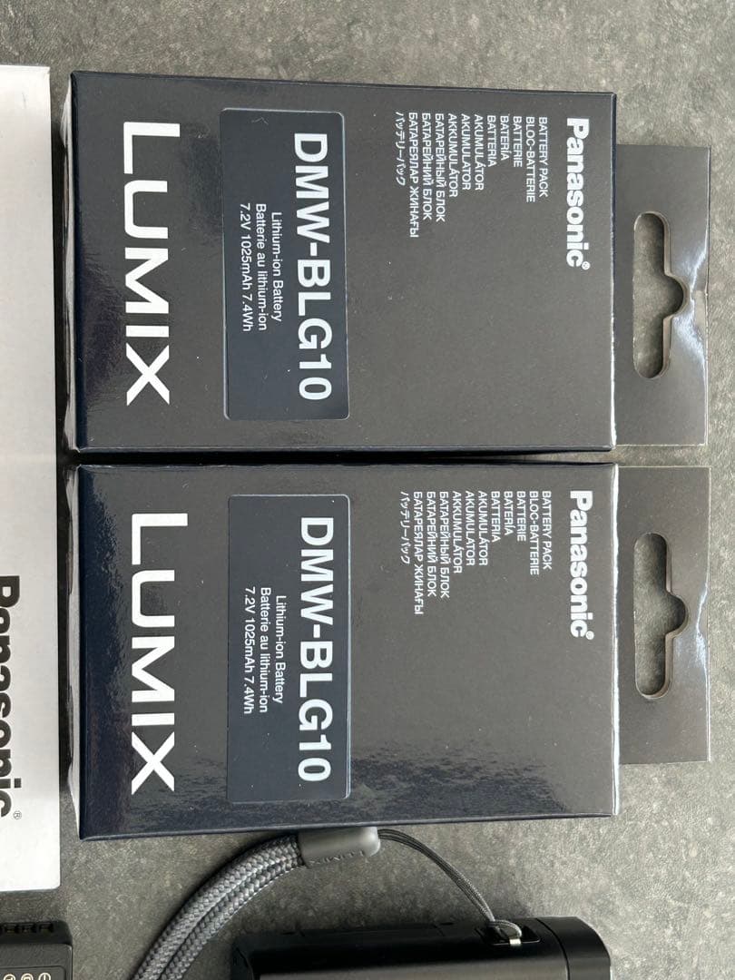 【美品・一度使用·バッテリー3個付】LUMIX TZ99ブラック