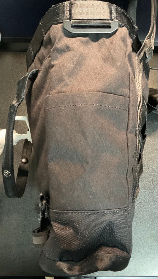 バッグ CHROME BARRAGE OFFICE 16L TOTE