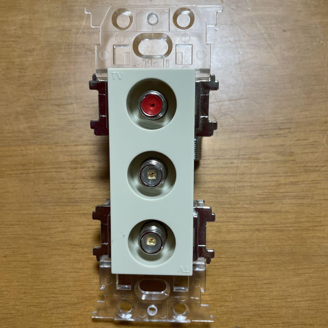 TOSHIBA テレビ端子　CS-777FWB  10個