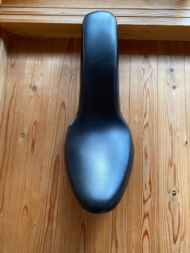 ハーレーダビットソン.エボソフティル イージーライダース製コブラシート。