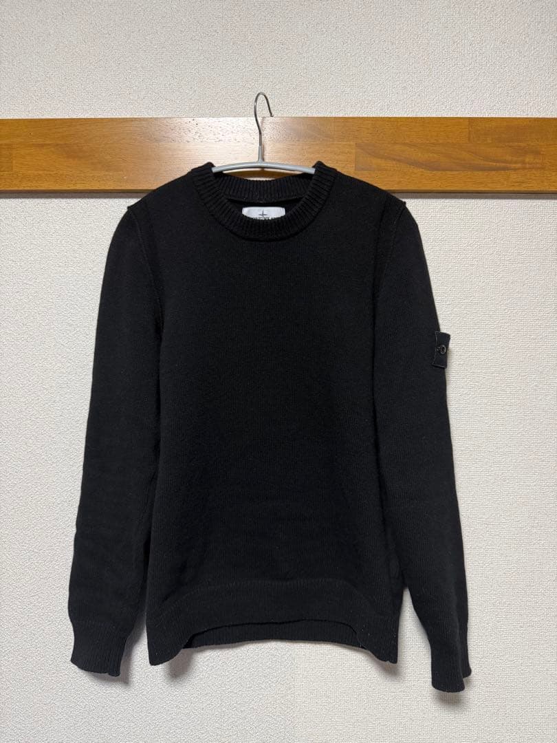 Stone  ブラック ニットセーター