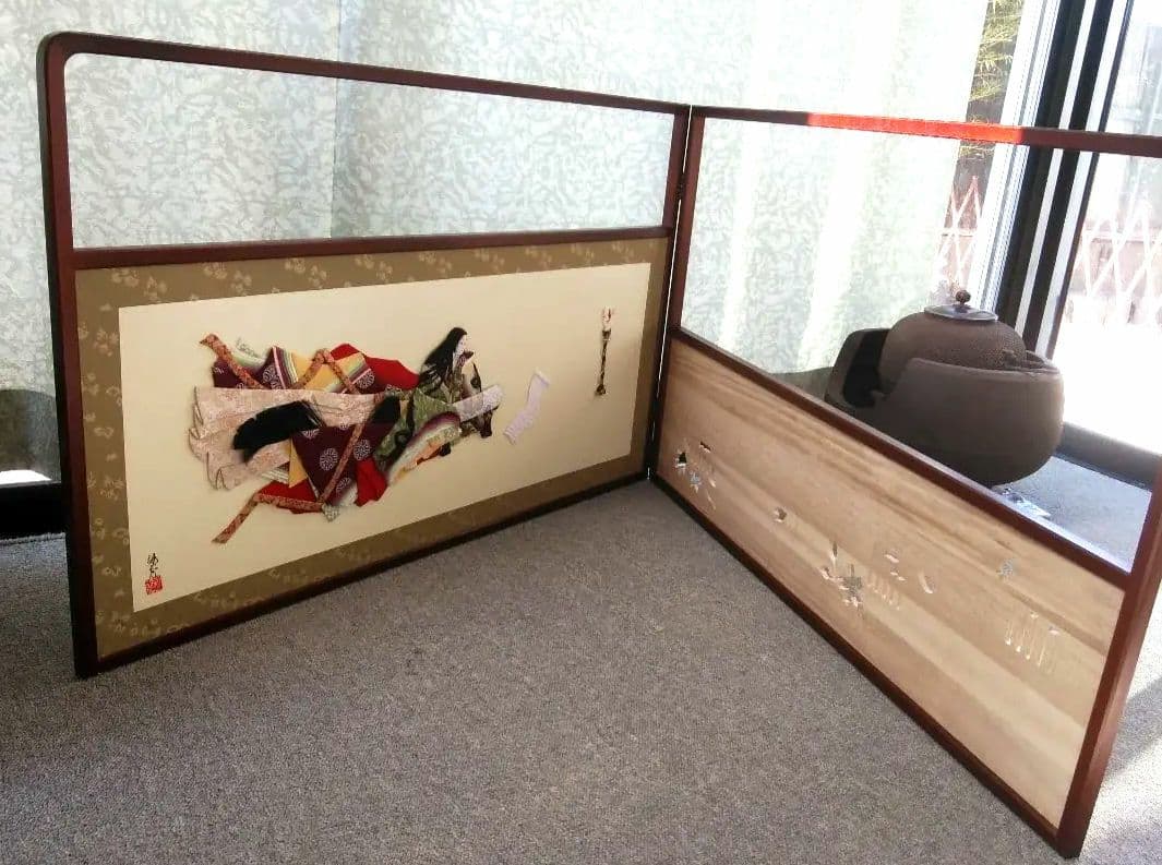 押し絵の屏風　　首降り三年様