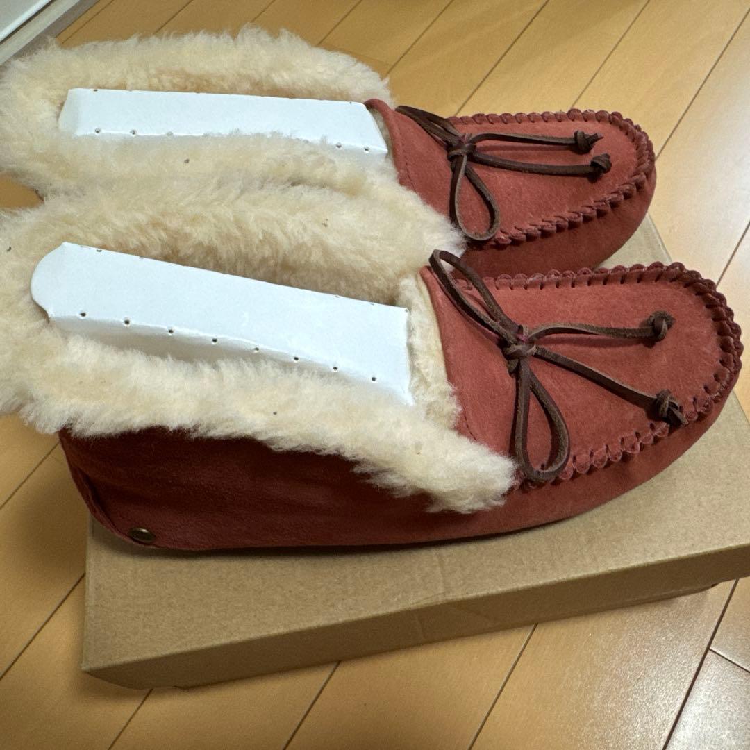 UGG アレーナ ALENA モカシン24cm 新品 早い者勝ち！！