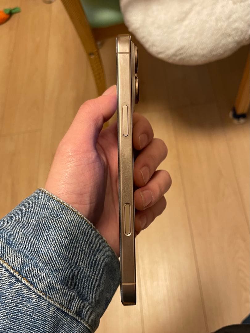 iPhone16Pro Max デザートチタニウム256GB SIMフリー