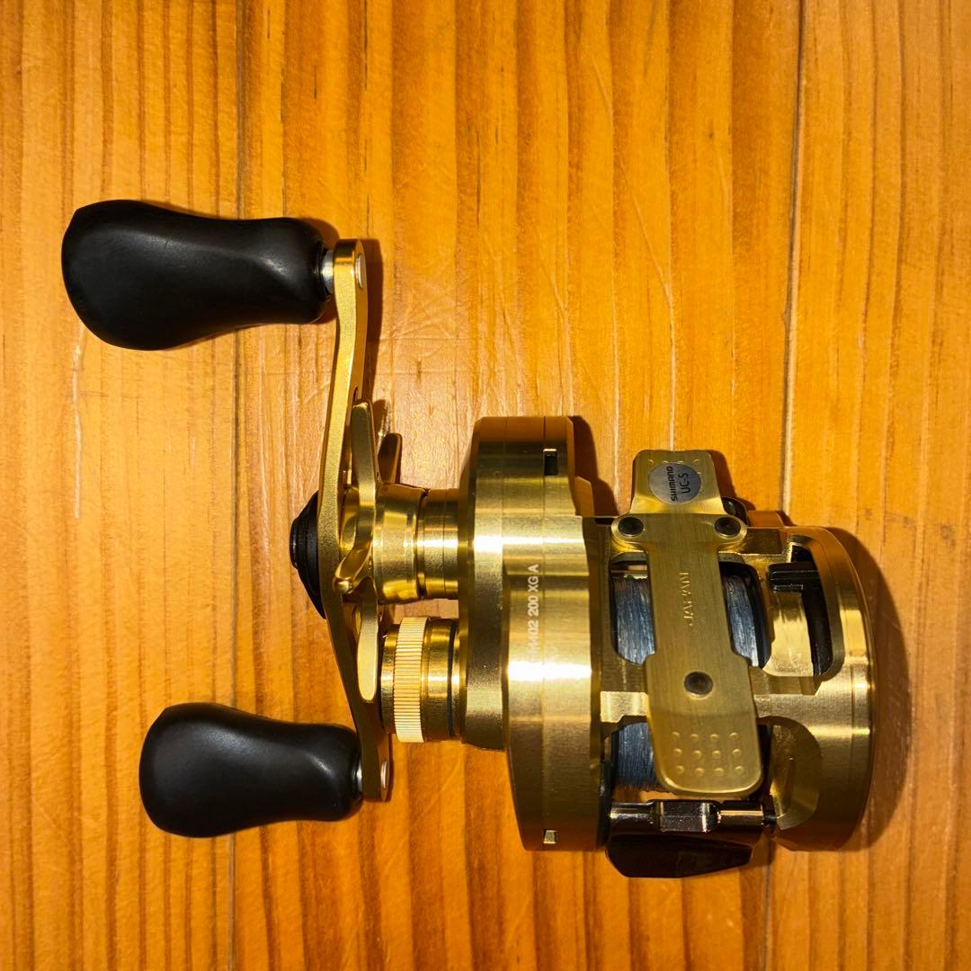 リール SHIMANO CALCUTTA CONQUEST 200XG