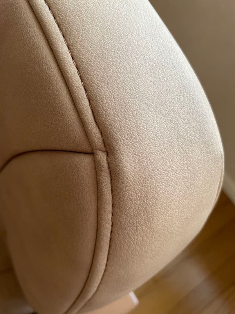 ポスチャーサポートチェア　アーモンド(レザータッチ)