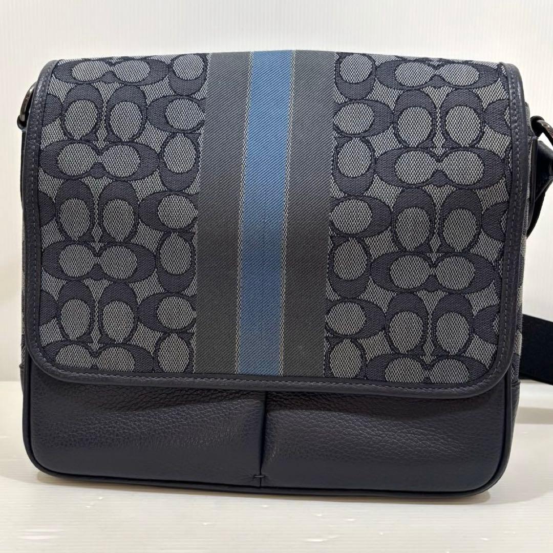 COACH コーチ　ショルダーバッグ トンプソン　シグネチャー　ネイビー