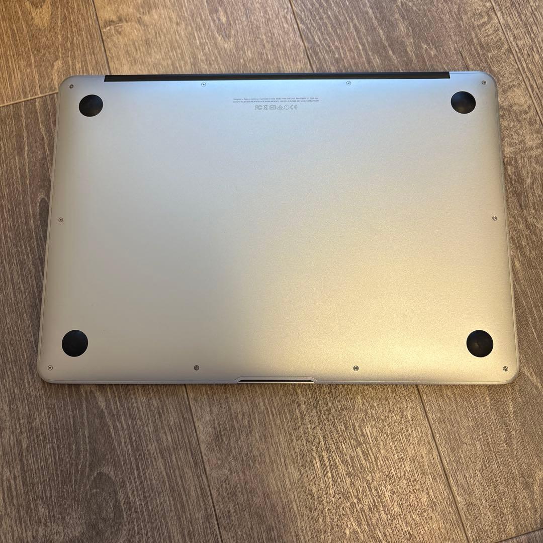 Apple MacBook Air 13インチ
