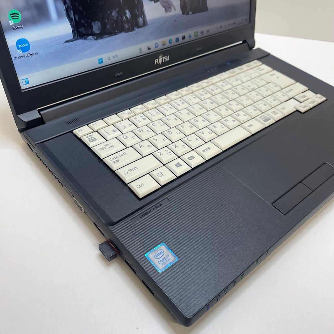 #720 富士通 Lifebook A747 i7-7600U 8GB 256G