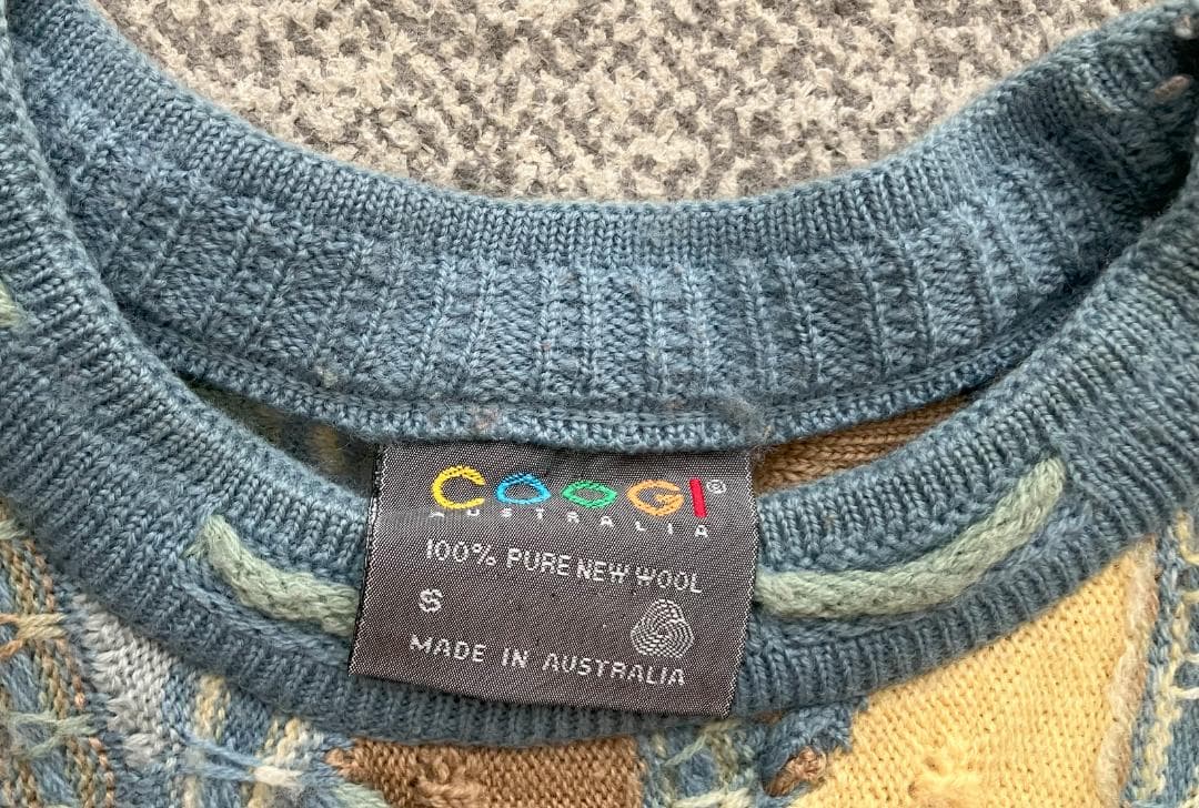 最終値引き　COOGI クージー マルチカラー ニットセーター