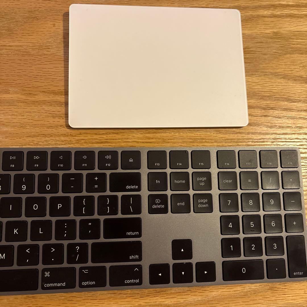 Apple Magic Keyboard・Magic Trackpad